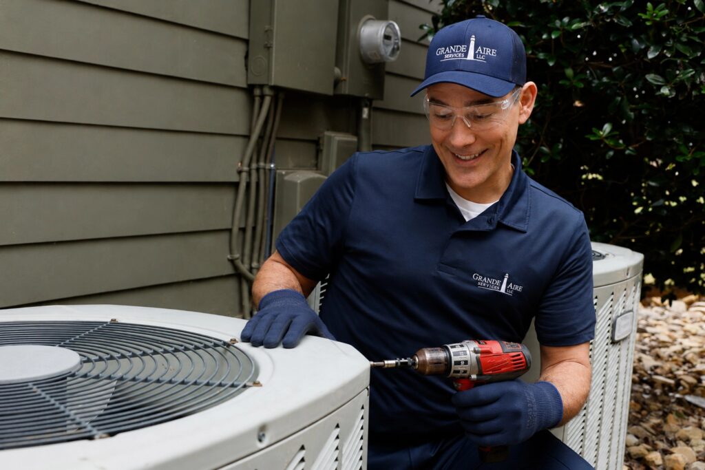 hvac-technician-outdoor-ac-unit